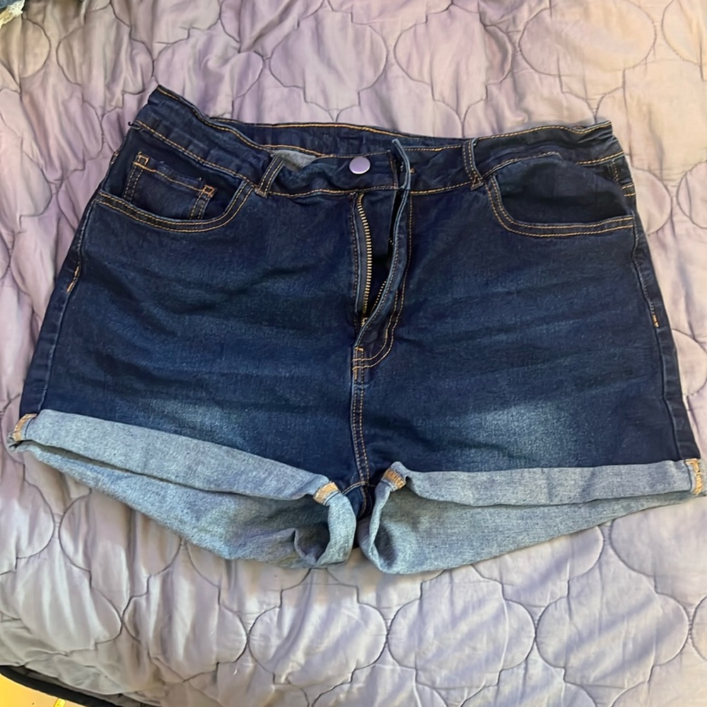⭐️Dark Wash Jean shorts from SHEIN